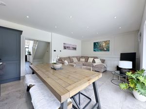 Photo 14- click for photo gallery